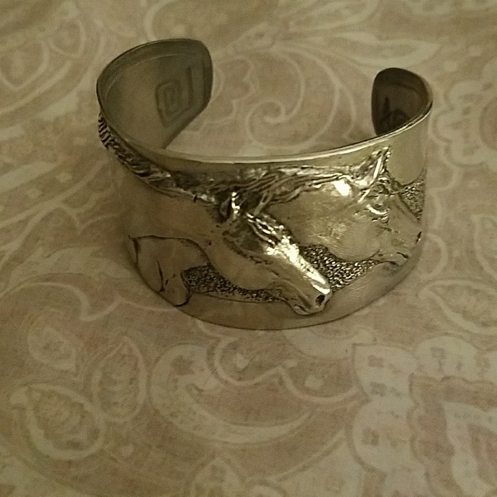 Cuff bracelet